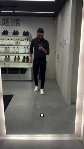 Apresentamos a Calça Premium Catraca Mônaco: ajuste perfeito, caimento impecável e estilo sem esforço! Leve 3 Calças Pagando um