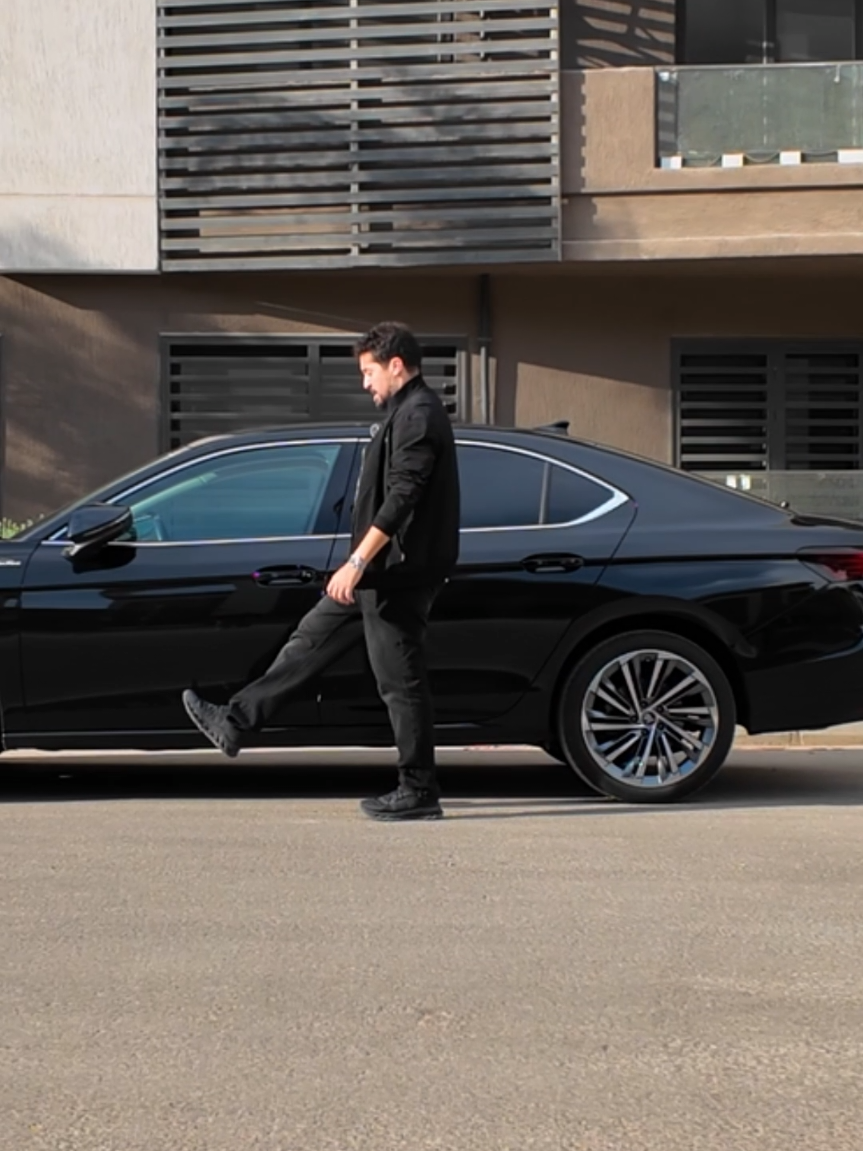 عربيه كلها انبهارات و حركات 😅❤️  انتظروا الريفيو الكامل 💥 لسكودا سوبيرب #AhmedElWakil  #SkodaSuperb 