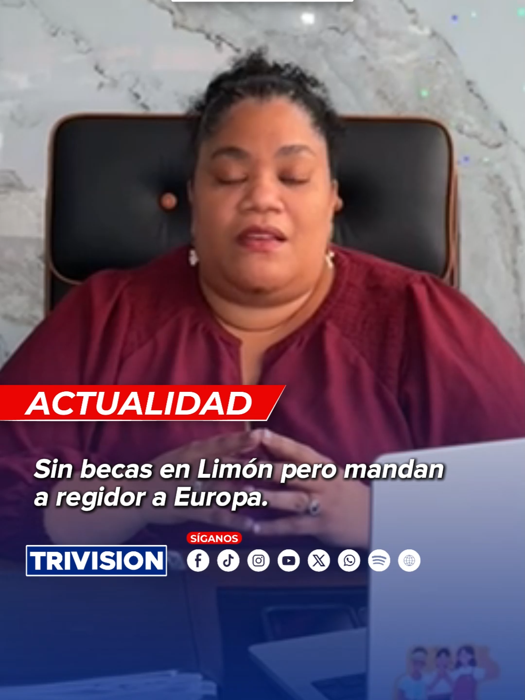 🔴 #NoticiasTrivisión | Mientras cientos de niños limonenses llevan ocho meses esperando becas municipales para continuar sus estudios, el concejo municipal de Limón sí dio luz verde a un viaje a Bélgica para un regidor suplente del PLN.  Así lo denunció la alcaldesa Ana Matarrita McCalla, quien asegura que la administración entregó el estudio técnico desde mayo y que el atraso dejó a las familias sin apoyo durante todo el curso lectivo. La alcaldesa asegura que el retraso también complica el proceso de becas del 2026.