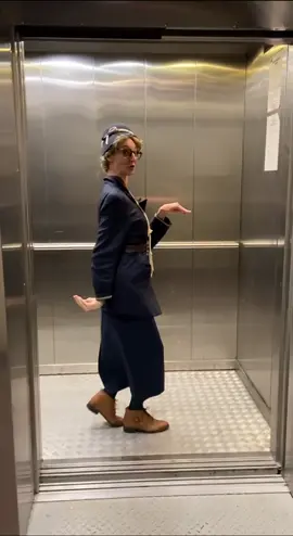 Зачем нас Тиндер? 😅😍 #знакомство #ищемпарня #бабуля #тиндер 