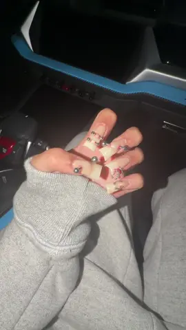 nails🙌@cocamichelle_ 