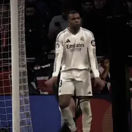 البلندوري 👌🏻🤍. #fyp #kylianmbappe #مبابي 