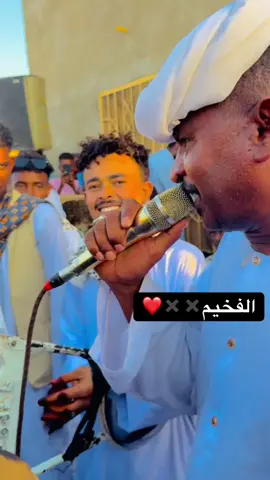 @عاشقه الفخيم🫀 #الفخيم_عبدالله_علي_ود_دارالزين #مشاهير_تيك_توك_مشاهير_العرب #الشعب_الصيني_ماله_حل😂😂 