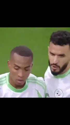 أشرف عبادة لاعب يستحق المشاركة في المنتخب الجزائري الأول 🔥🇩🇿!! @Abada achraf⚽️🏆 