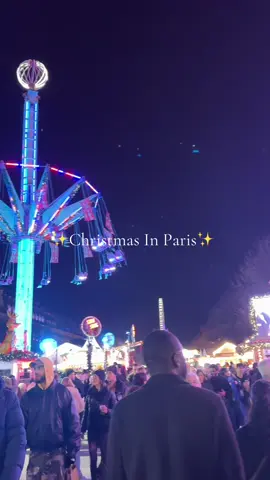 Christmas in Paris😍✨🤏🏾 #foryou #foryoupage #סמאששששש😍 #paris #christmasinparis 