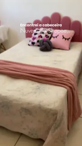 Praticidade + Decoração! Comenta QUERO pra receber o link! #cabeceira #painelestofado #decorquarto #tiktokbrasil  #creatorsearchinsights 