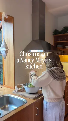 cosplaying as a character in a Nancy Meyers film one boursin salad at a time⭐️