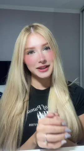 sobre ser feliz no simples… 🥀