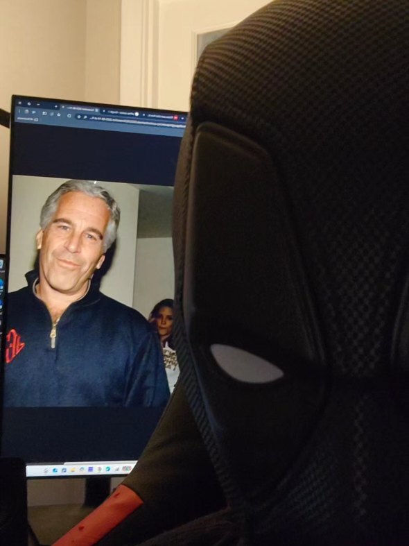 #strangerthings #photos #christmas #clock #thoughts 