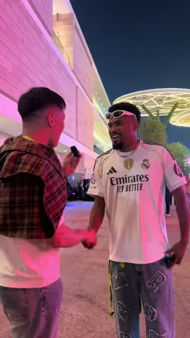 Brazilian speaks 7 languages 🤯 . 🇧🇷🇯🇵🇬🇧🇱🇹🇱🇻🇷🇺🇪🇸 #brazil #japan #baltic #latvia #lithuania 