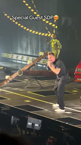 Special Guest @SDP bei @Tream  #tream #brotzeittour #treamaufspotify #brotzeittour2025 #sdp 