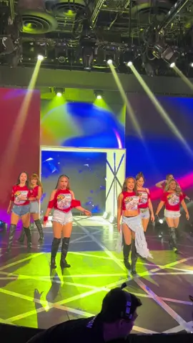 ICONS 🤩 #ShowtimeMagpasikat2025 #ShowtimeMagPASKOsikat #ItsShowtime #ShowtimeDANCEpasikat #Sexbomb