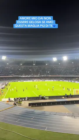 AMORE MIO DAI NON ESSERE GELOSA SE AMO QUESTA MAGLIA PIÙ DI TE💙