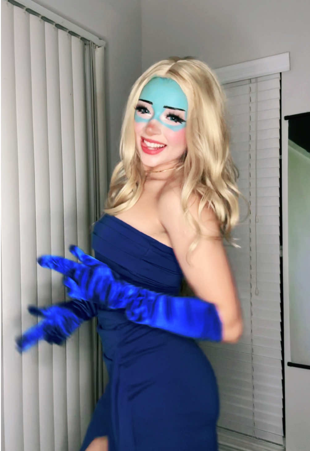 BLONDE BLAZERRR #blondeblazer #blondeblazercosplay #dispatchgame #dispatchblondeblazer #cosplaydance 