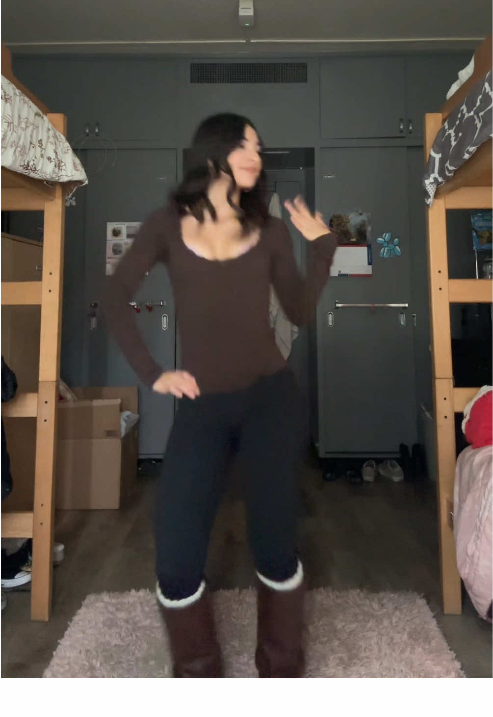 duo dances alone don’t hit the same 😭 dc: @J5🚶🏽‍♂️ #fyp #fresnostate #livdsmp #dance 