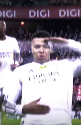 The Problem they said 🤣 | #kylianmbappe #football #edit #Soccer #realmadrid 