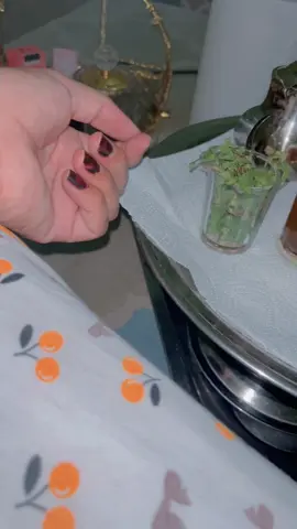 الليالي برد 😂🙈🌧️