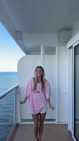 night 4 #outfit #transition #cruise 