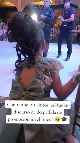 Serás del tamaño de tus pensamientos 🥹👑🎓 Estamos super orgullosos de ti mi pequeña gigante, inteligente, aguerrida, capaz. Sigue adelante, aquí estaremos siempre para acompañarte en cada logro, cada meta que te propongas en tu maravillosa vida. ❤️🙌 #promocioninicial #discursodegraduacion #parati #viraltiktok @josebermudezsanch 