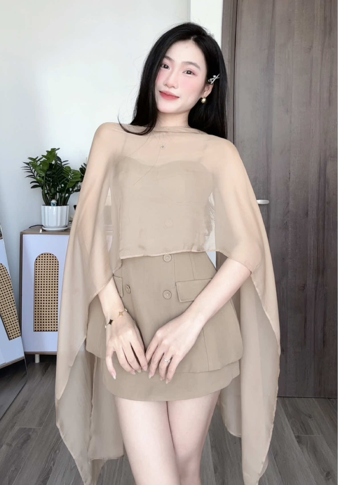 Set 3 chi tiết siu sang chảnh, mấy bà cần tìm váy đi ăn cứi, đi tiệc, đi chơi thì quất lẹ em này đi nè #setthietke #setthietkecaocap #vaythietke #vaythietkecaocap #set3mon 