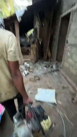 💔 කොහොම දරාගන්නද මිනිස්සු මේව 