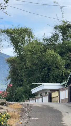 Gunung kerinci pagi ini #kayuarokerinci #kerinci_jambi_indonesia #fyp #masukberandatiktok 