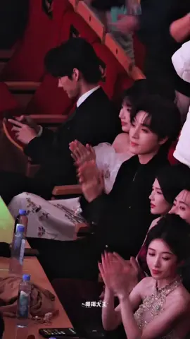 semoga bahagia selalu buat kalian 💗💗💗 #yangshuyu #wangyilei #liangsiwei #aktrischina #shortdrama 