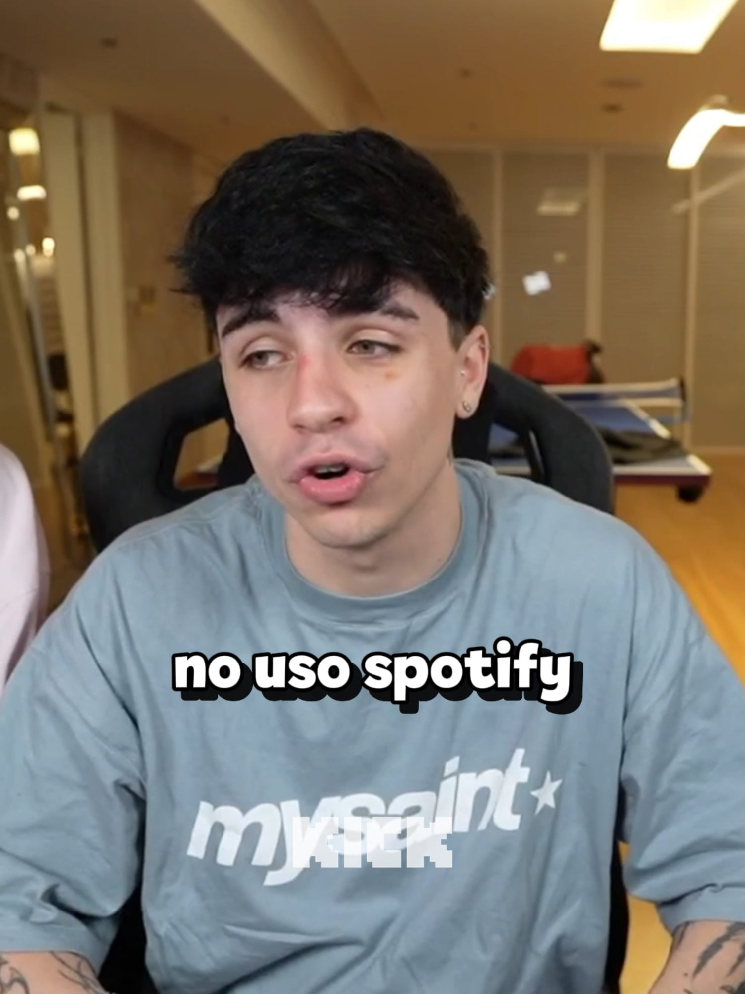 La moska escucha musica por tiktok #mernuel #bauleti #moski #fyp #kick