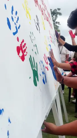 Seguimos llenando nuestros espacios de color y compromiso para construir una UNEMI más inclusiva y accesible para todos; en este 3 de diciembre conmemoramos el Día Internacional de las Personas con Discapacidad y renovamos nuestro compromiso de transformar juntos cada entorno. 💙 #LaAcademiaContigo #unemi 