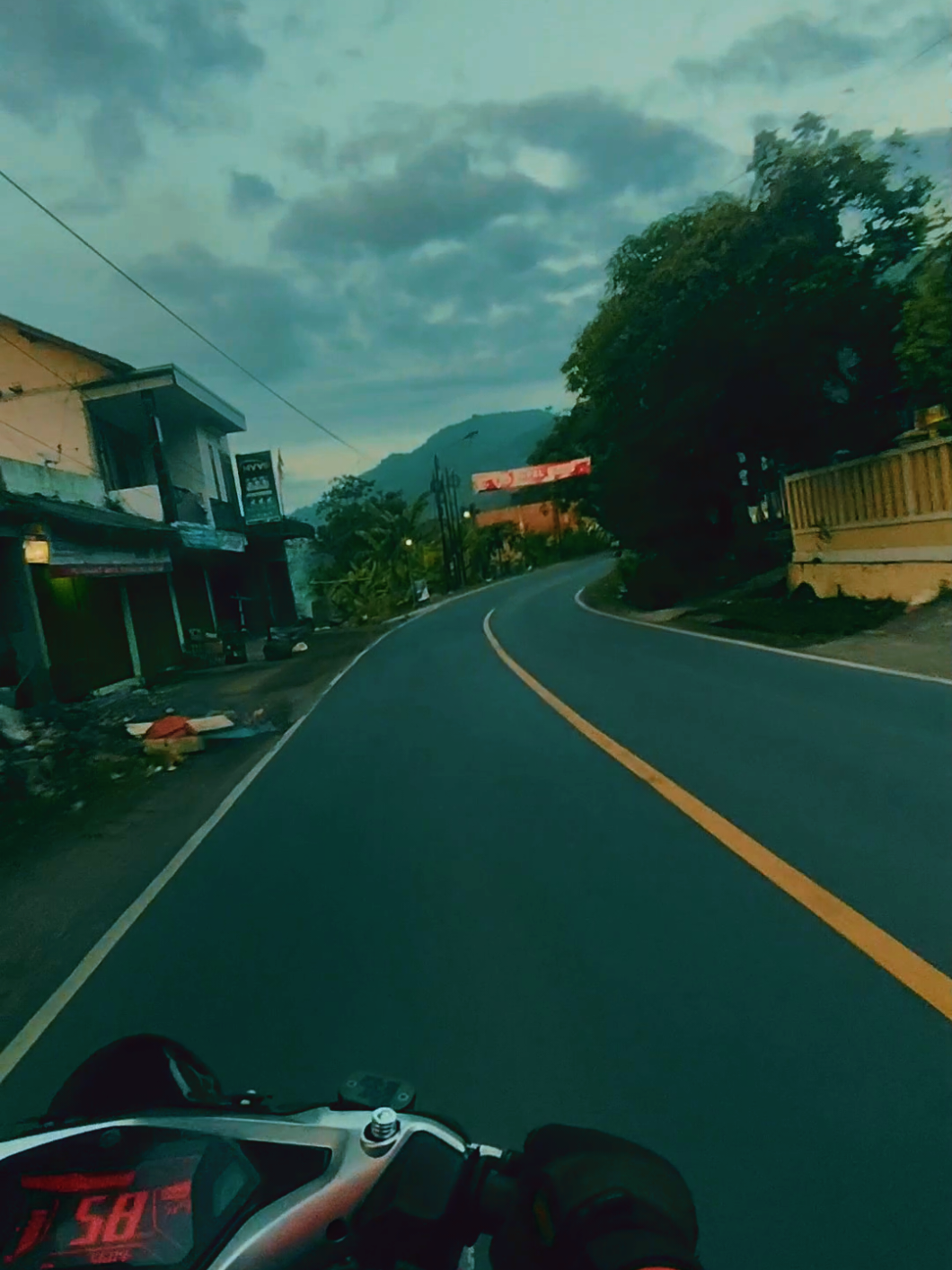 #aeroxtouring  #katakata  #quotes  #storytime #story 