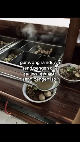 mie ayam bakso 12k🤤#mieayambaksosapipedia #mieayamwonogiri #fyp #foryoupage #mieayamviral @Mia Ayam Bakso Pedia Klaten 