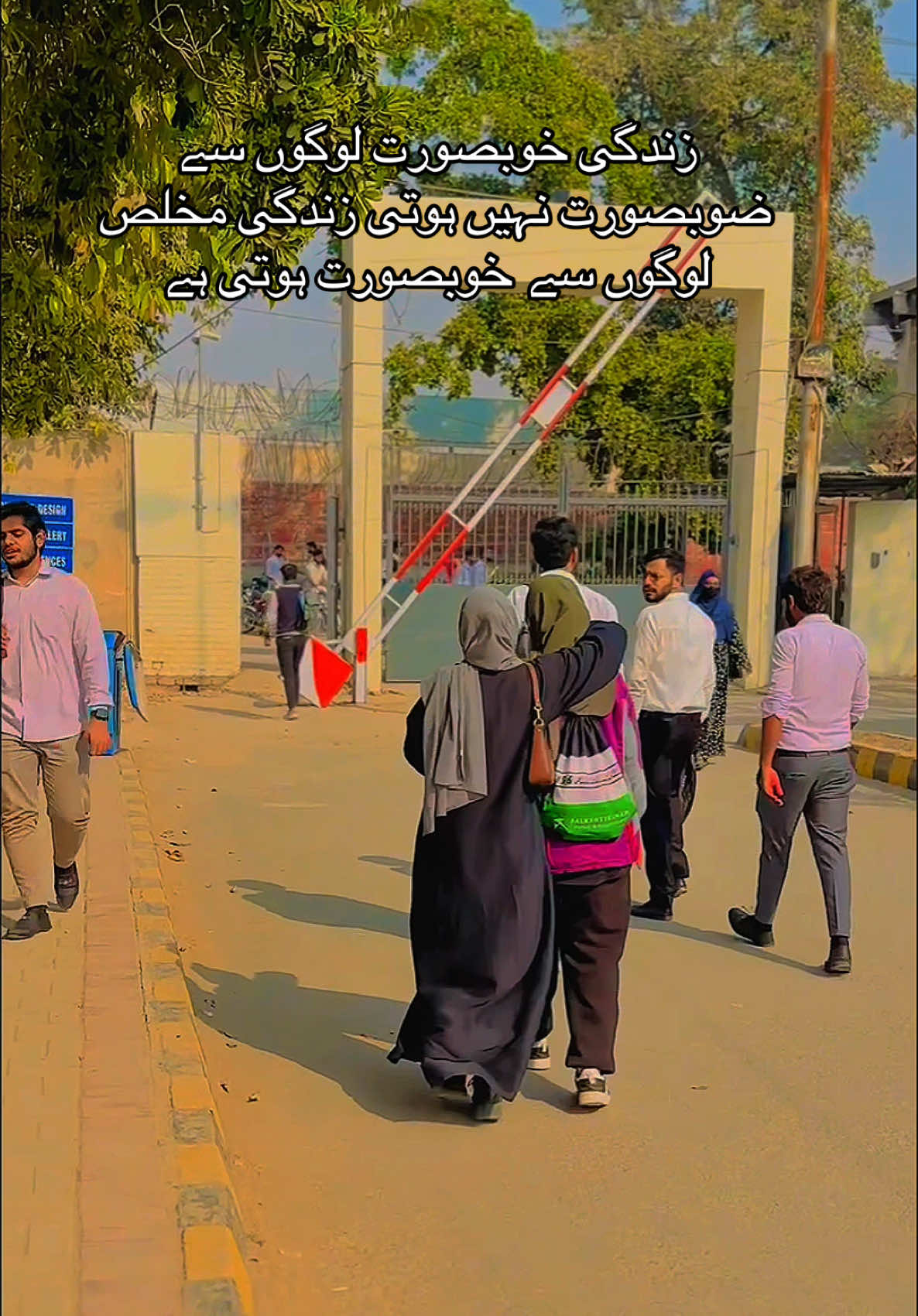 ♔: زندگی خوبصورت لوگوں سے ضوبصورت نہیں ہوتی زندگی مخلص لوگوں سے خوبصورت ہوتی ہے#fyyyyyyyyyyyyyyyy #foryoupage❤️❤️ #greenscreen #uos #unfrezzmyaccount 