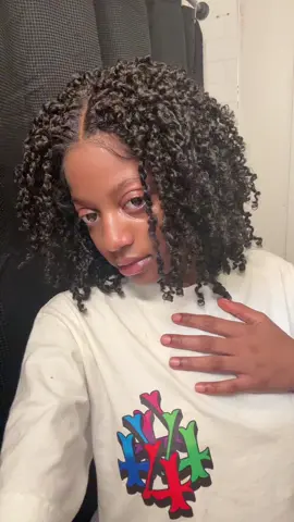 I’m so inlove with this natural look 😍@Frodio Hair #tiktokshop #wiginstall #braids 