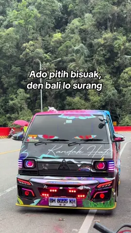 😌😌 #galeriotominang  #bedabukanberartitakseirama  #kandakhati  #l300_pickup  #l300modifikasi  @Kandak Hati 