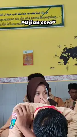 sembari menunggu istirahat 