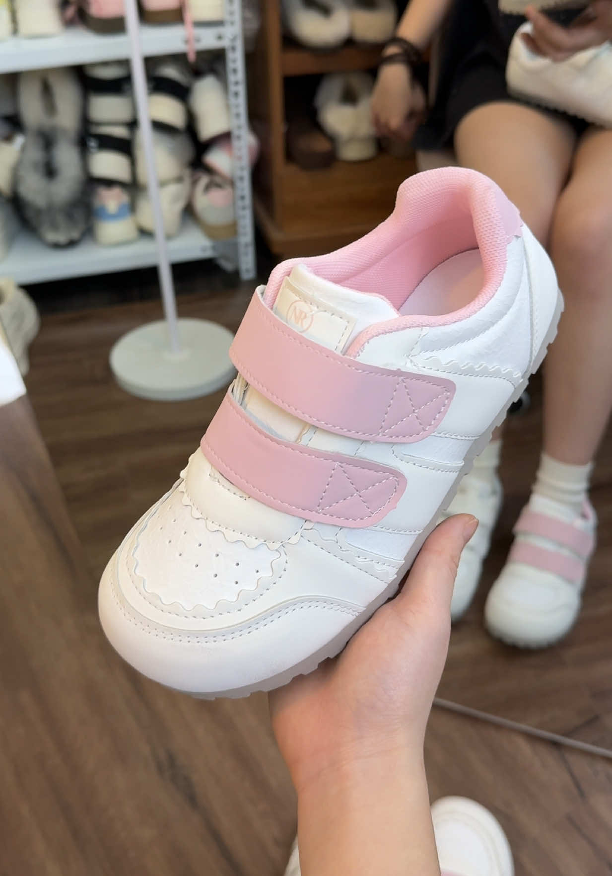 Quá xinh yêu #giày #giaythethao #myshoes #giaysneaker #giaydep 