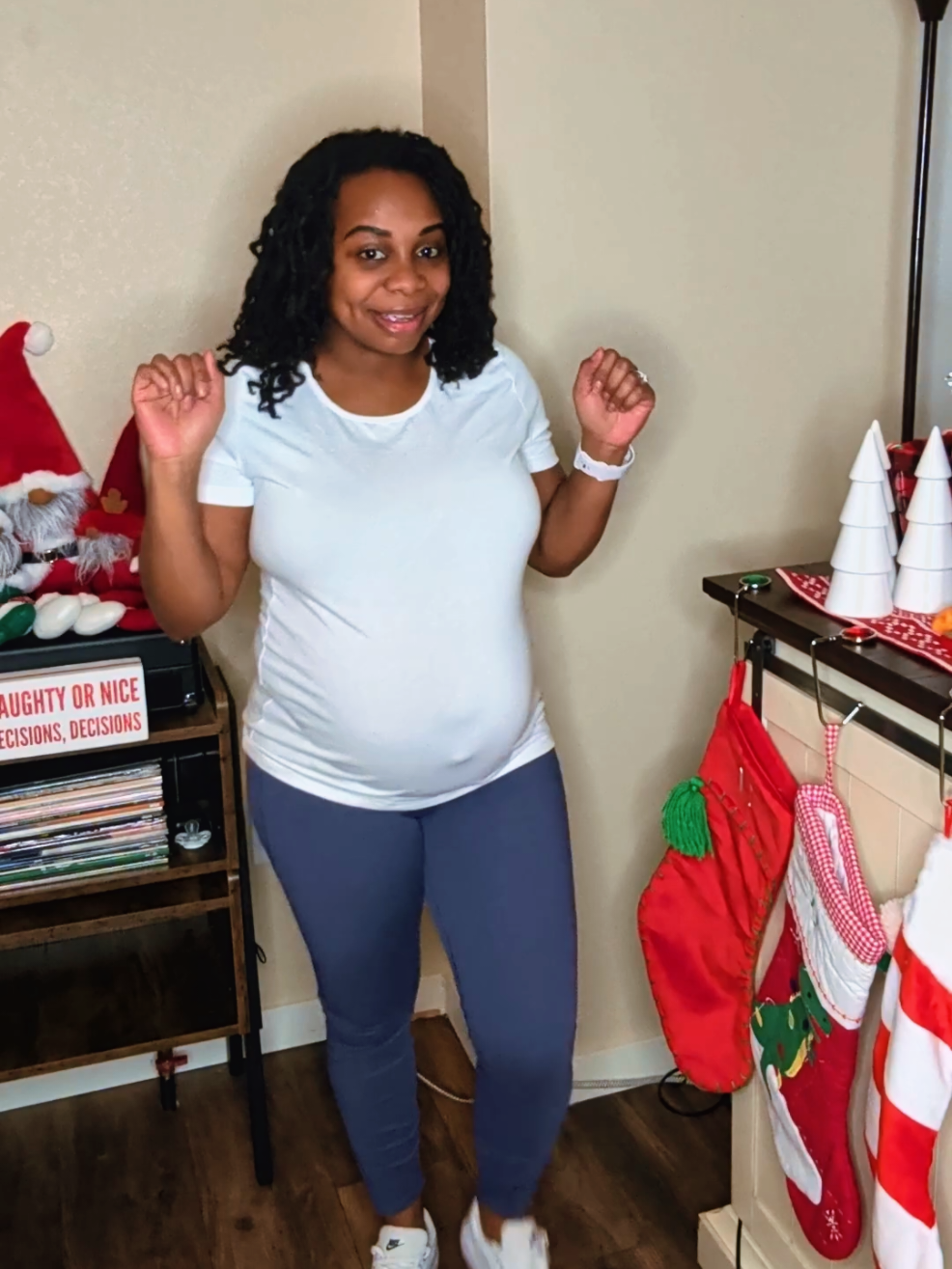 These @Halara_official leggings are cute, so comfy, and perfect for everyday wear! 🤩 #halara #halaraleggings #halaratiktokshop #halaraeveryday #tiktokshopholidayhaul 