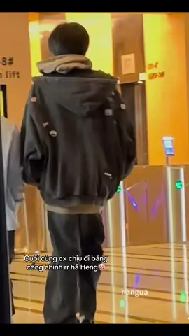 4.12 nay mấy nhỏ đi làm sớm vãiiii#viral #chenyiheng #tffamily🇨🇳💫 