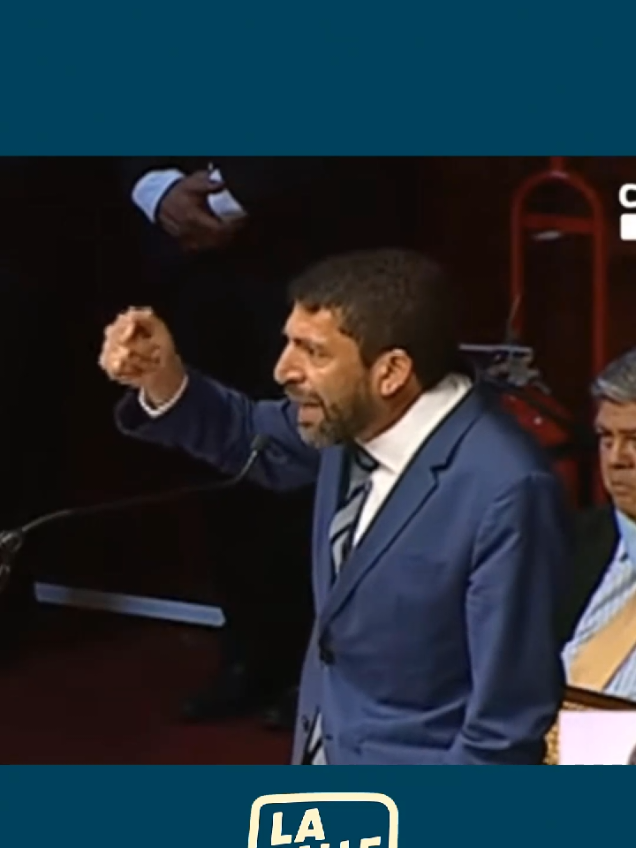 Noblecilla: Yo insulto a todo el congreso #rafaellopezaliaga #phillipbuter #pepeluna 