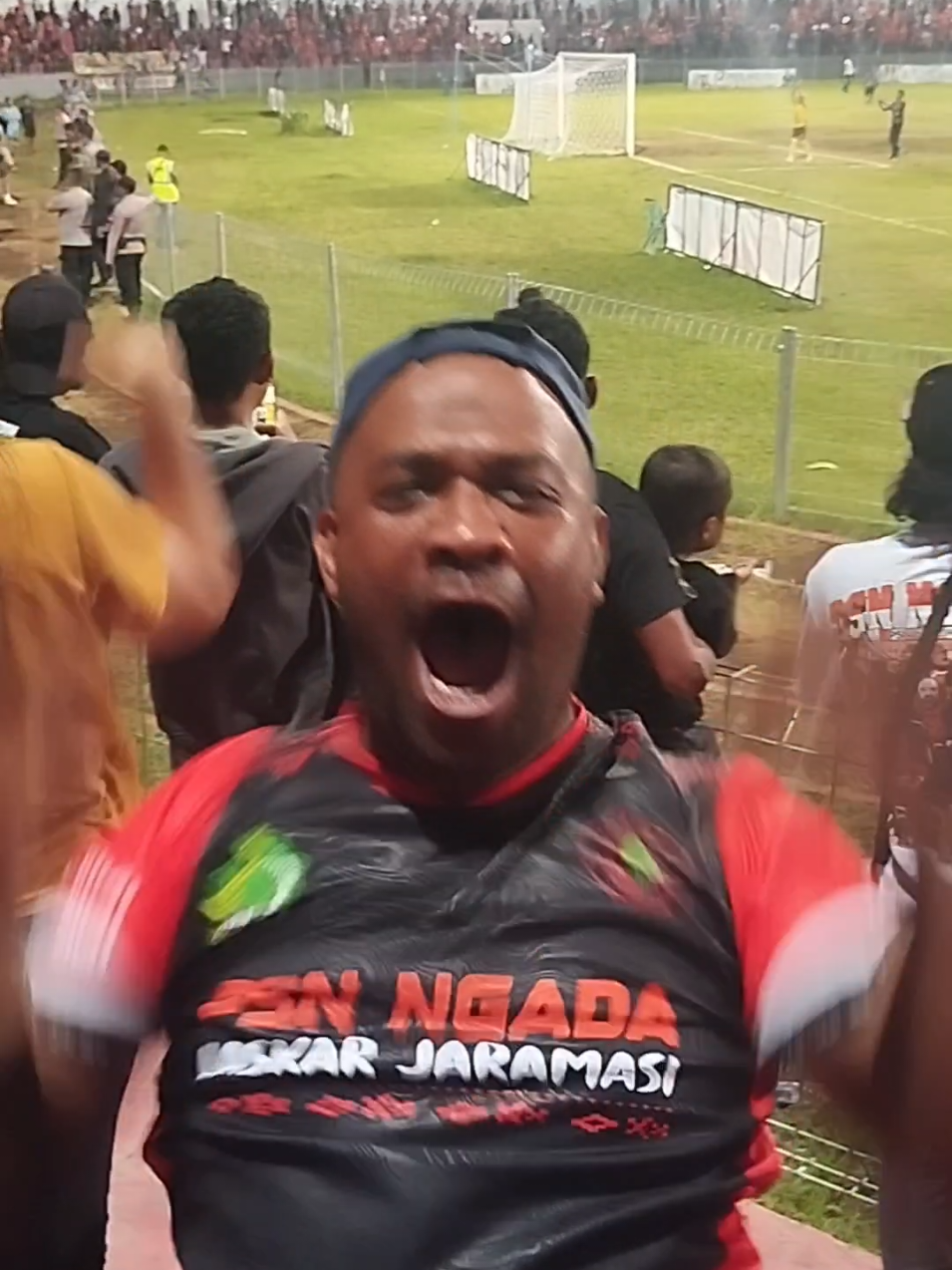Baron merayakan kemenangan PSN Ngada vs Bajak Laut #ende #etmc2025 #etmc #eltaricup #riokopibajawa 