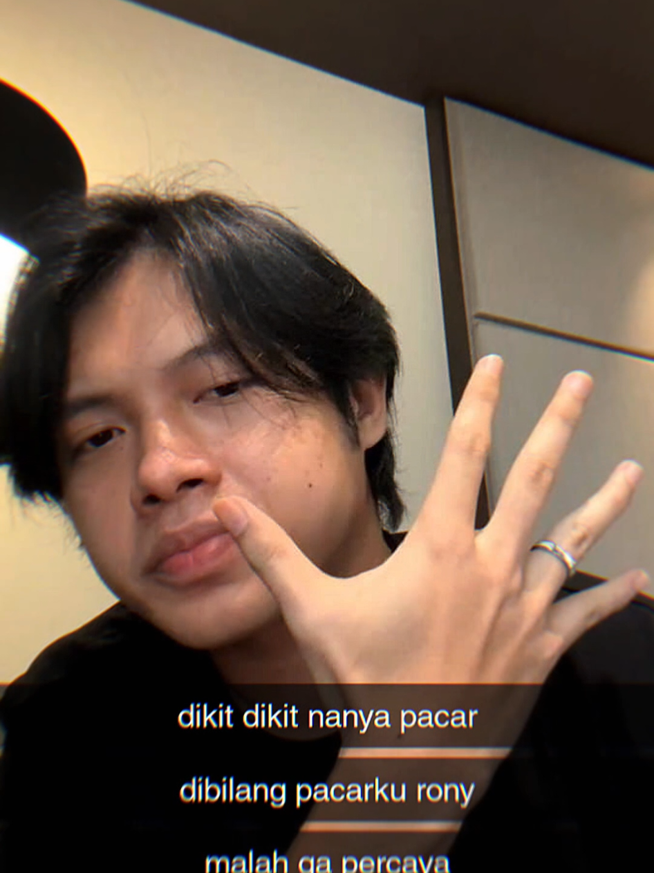 padahal riyal no fekfek 😋✌🏻 #ronyparulian #ronyparuliannainggolan #fyppppppppppppppppppppppp #fyp 