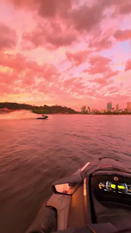 Paris… #jetski #sunset #2016 #westernaustralia #trimx 