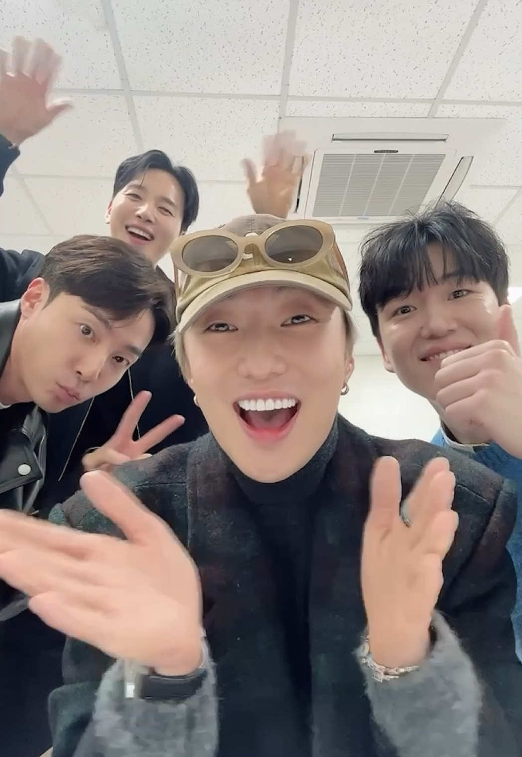 #MEchallenge with @Roy Kim @멜로망스 MeloMance #로이킴 님 #곽진언 님 #김민석 님🎤 #KANGSEUNGYOON 