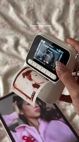 Replying to @️ you can choose to print or not!! add this instant camera printer on you wishlist nowww 🤩💫 #photoprinter #camera #printer #photobooth #fyp 