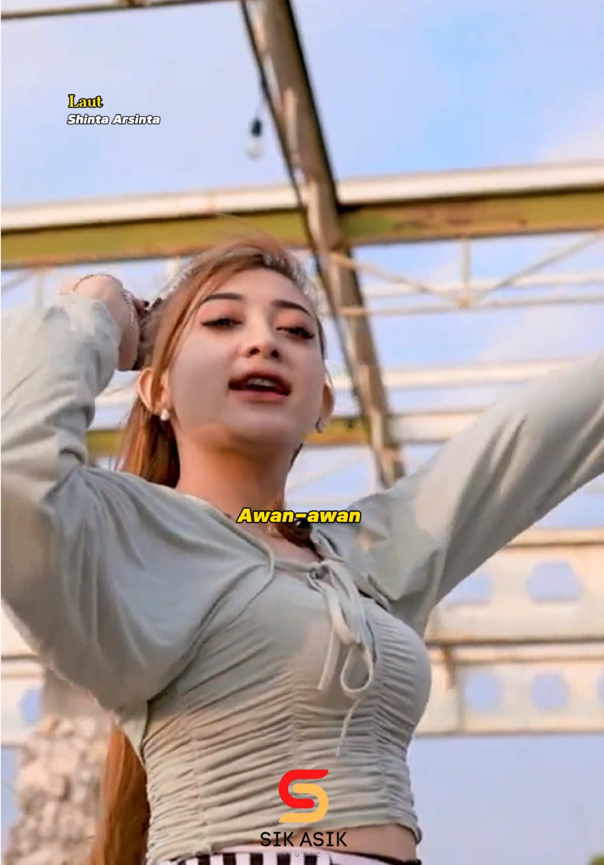 Lagu Dangdut Trending ‼️ Shinta Arsinta - Laut  #ShintaArsinta #Laut #lagudangdut #dangdut #dangdutkoplo #trending #fyp #dangduthits #dangdutindonesia #koplohits 