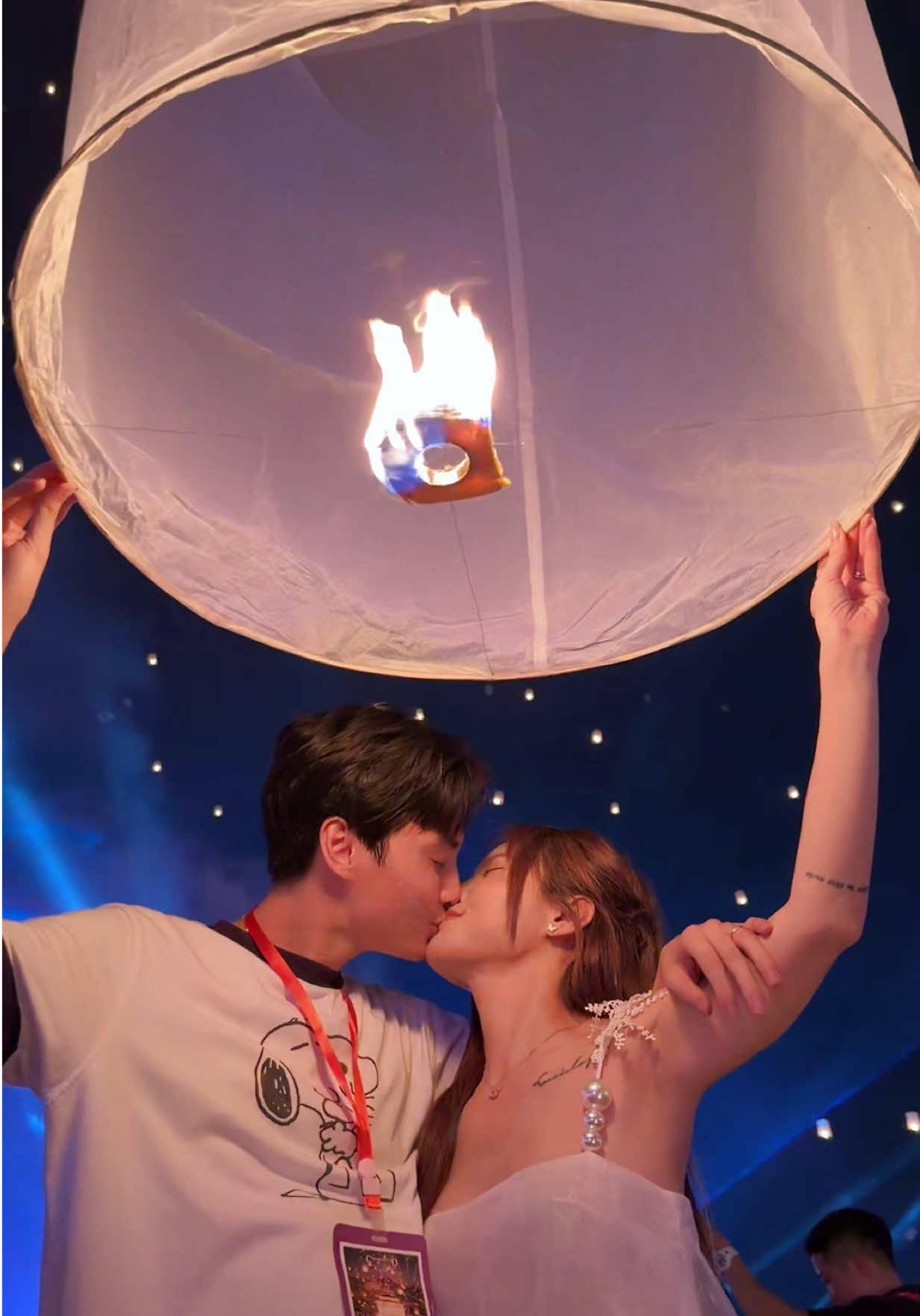 Dạo 1 vòng Chiang Mai cùng gia đình em để thấy da đẹp thì đi đâu cũng auto sáng 😆😎 #AHC #AHCVietnam #HoptaccungUnilever #goclamdep 