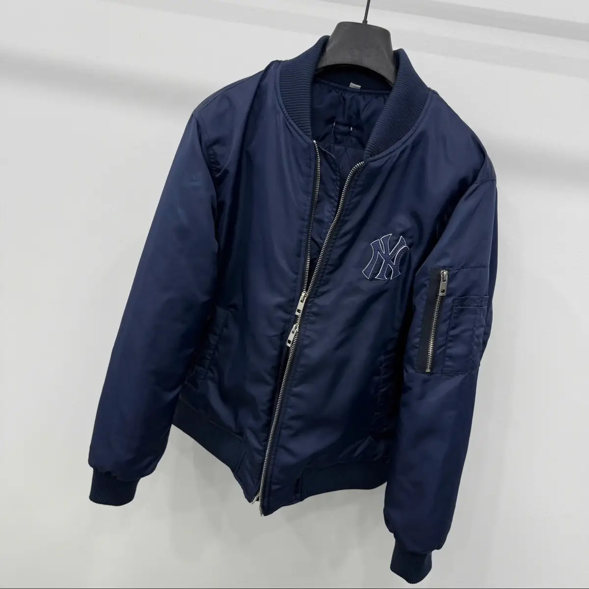 #xuhuong #xuhuongtiktok #quanaohottrend #quanaonamboypho #luxury 