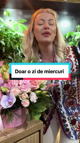 Este mijlocul săptămânii și noi ne dăm peste cam să terminăm cat mai multe 🤍 #buchettobucuresti #emidelabuchetto #livrarefloribucuresti #colectiadecraciun #braduti 