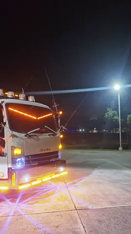 Con que talentoo🎿🔥 #isuzucamiones #viralvideos #paratiiiiiiiiiiiiiiiiiiiiiiiiiiiiiii #CapCut #camiones_pty 