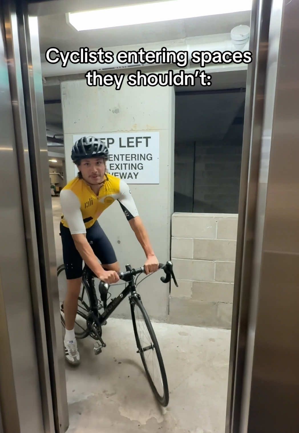 Push me into the wall with the wheel cheers #fyp #foryou #cyclists 